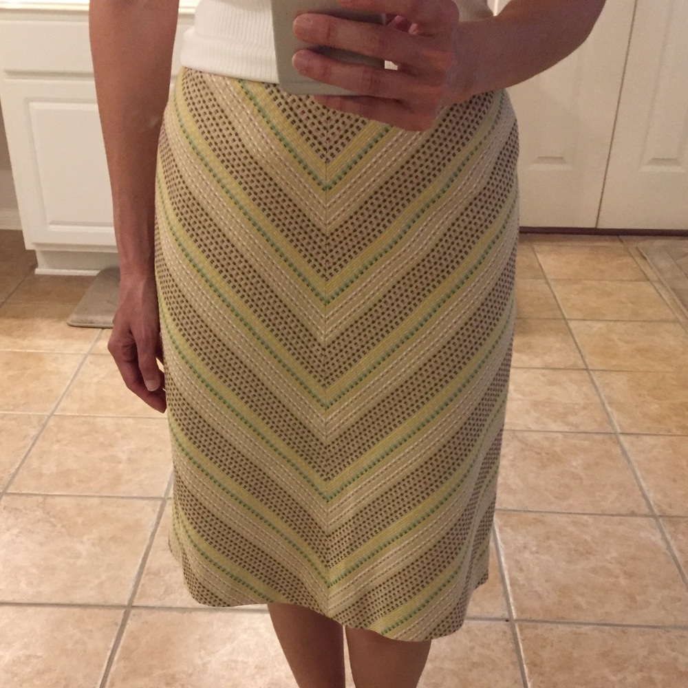Like new - BCBG MaxAzria skirt